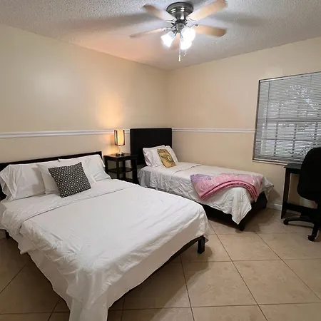 Entire Single Family Home 3 Bed 2 Bath In Water Front Big Cozy Back Yard View Coconut Exterior foto