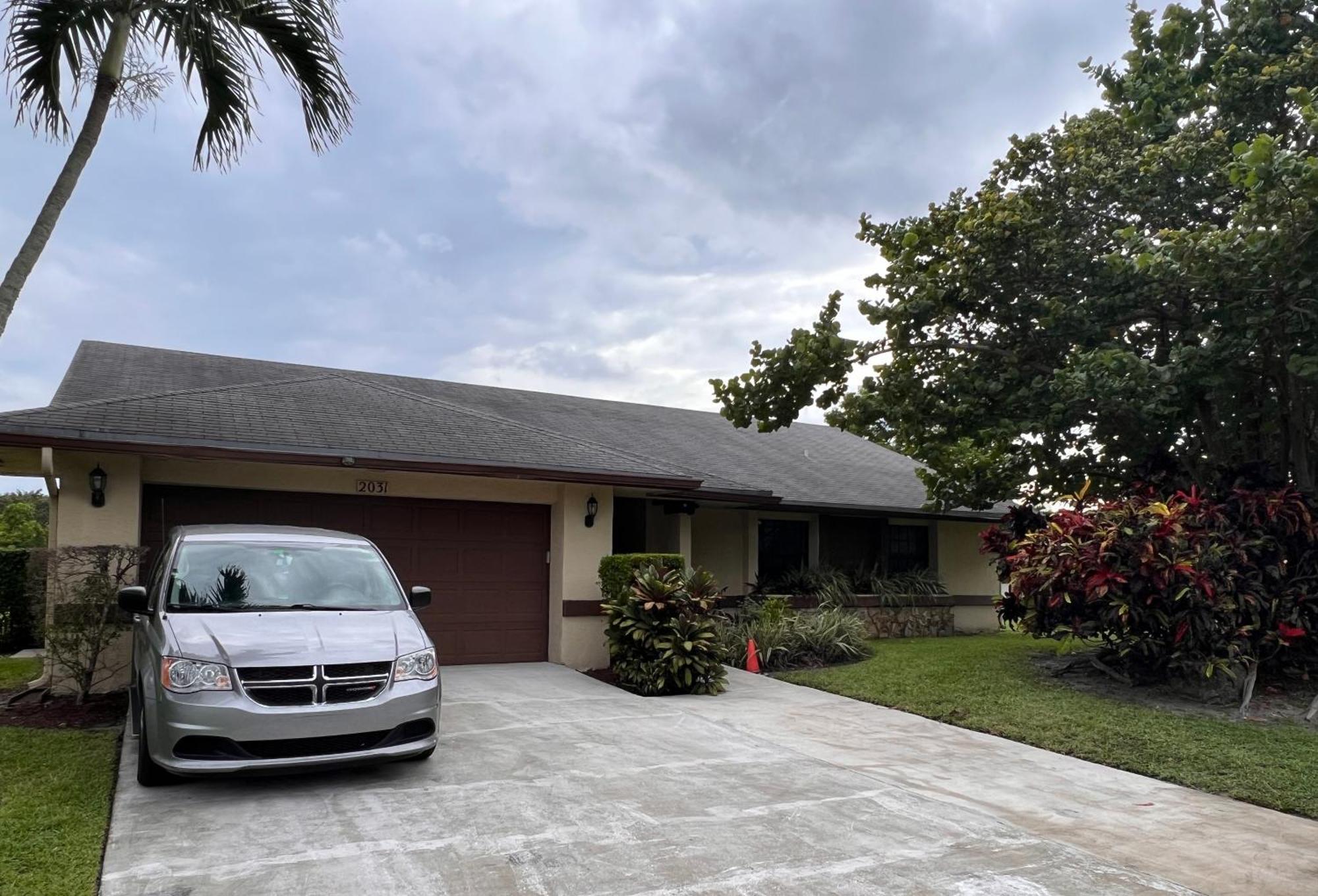 Ferienhaus Entire Single Family 3 Bed 2 Bath In Water Front Big Cozy Back Yard View Coconut